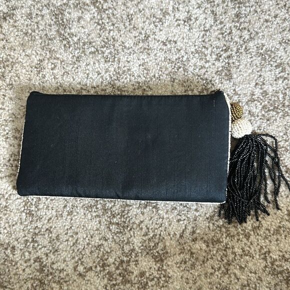 Bamboo Trading Co Beaded Wallet - Picture 5 of 8